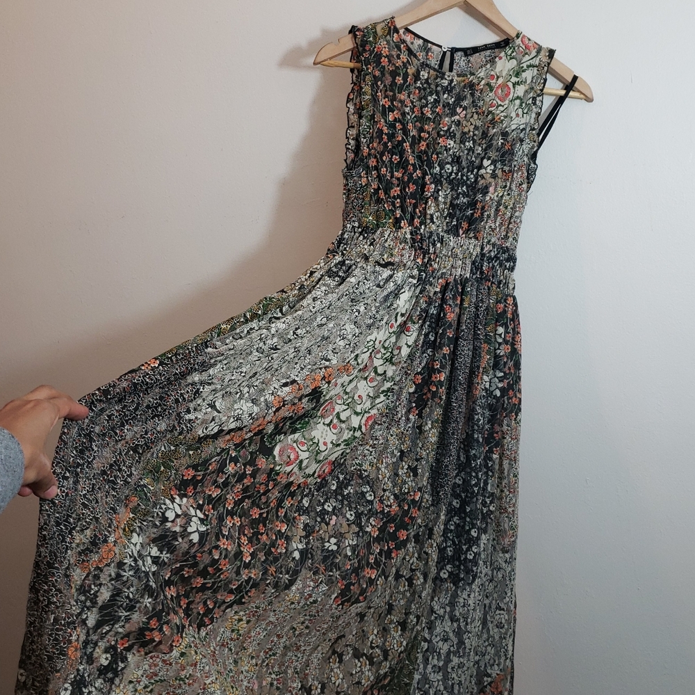 ZARA Printed Lace Empire waist dress - Picture 5 of 6